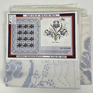 Fairway Needlecraft Fabric Quilt Blocks 11 Count 18x18 Iris Flower Print 95493